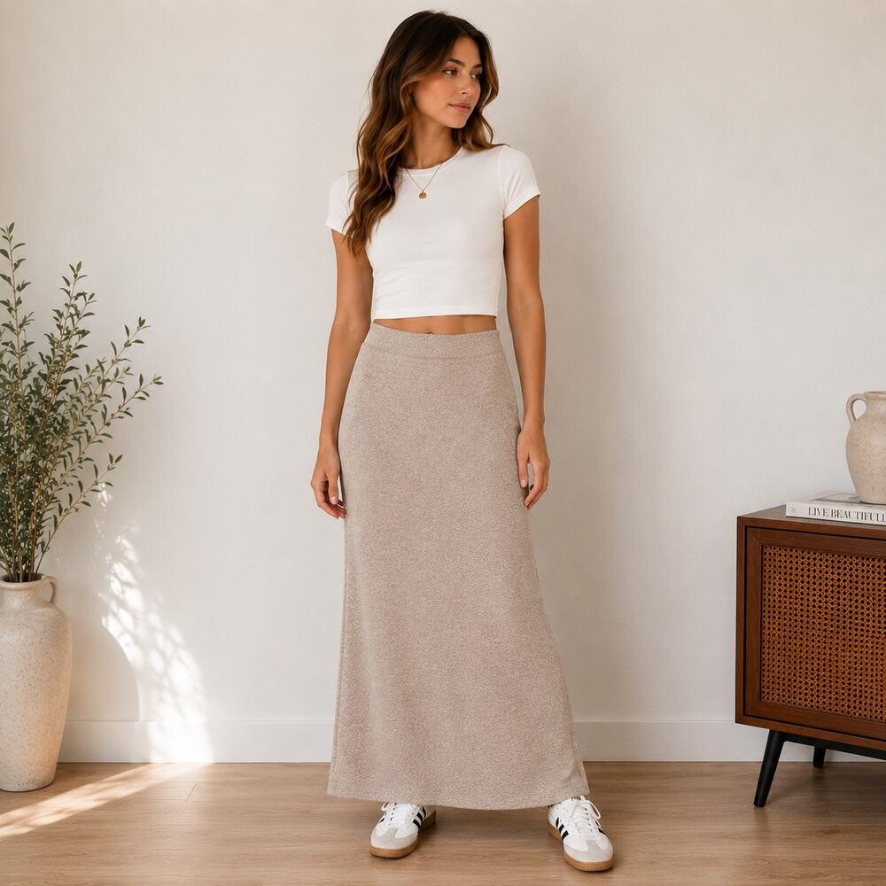 Universal Thread Beige Sweater Knit Maxi Skirt Minimalist Sz M NWT